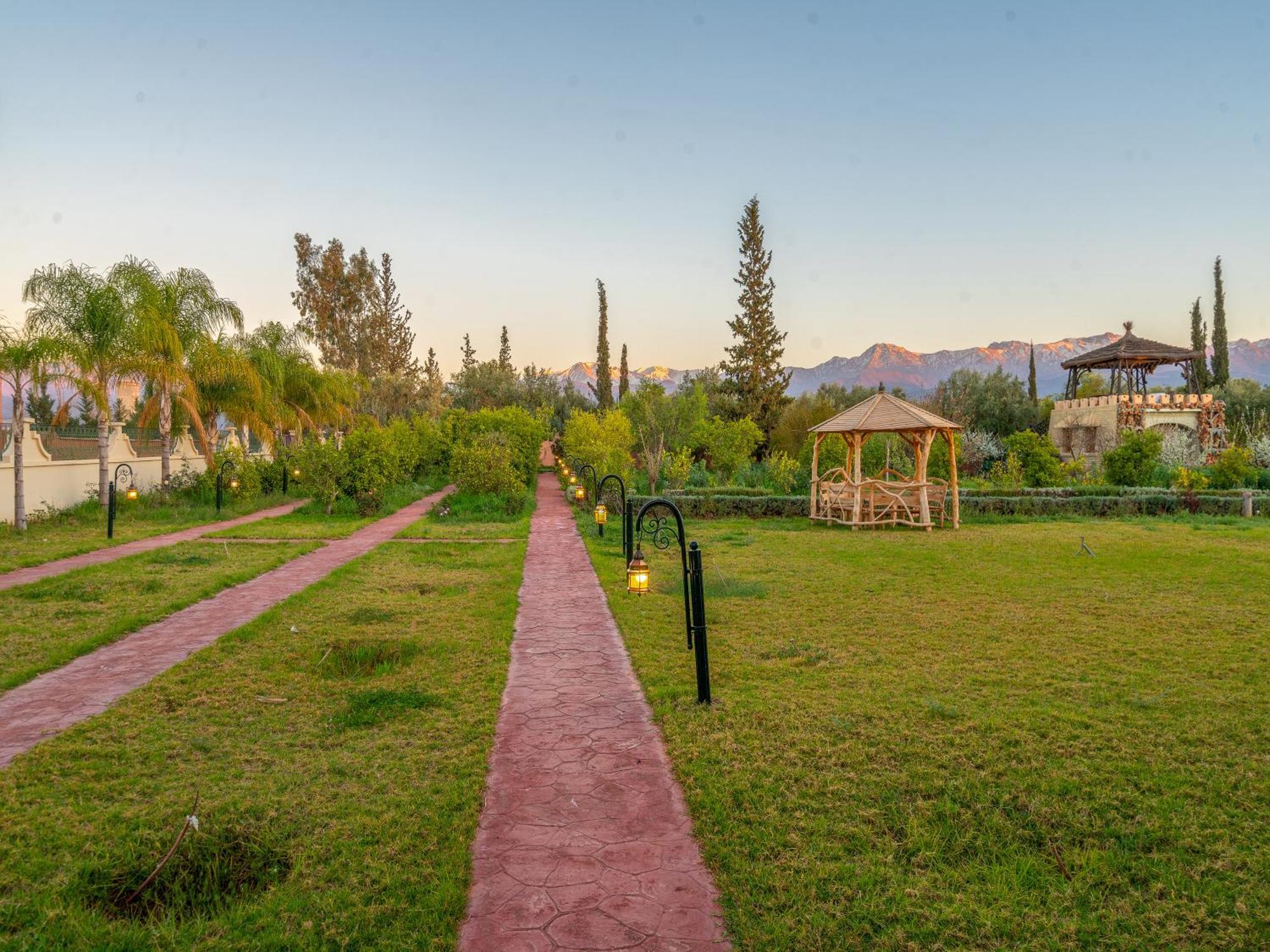 Atlas Castle Marrakech Hotel Aghmat ภายนอก รูปภาพ